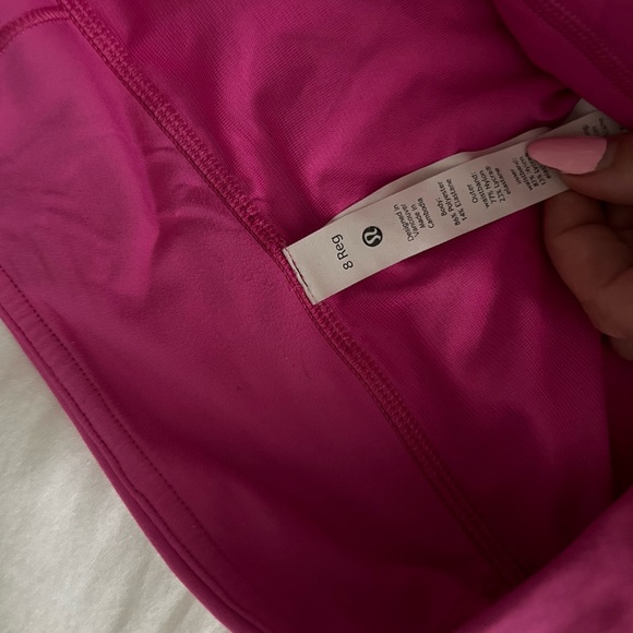 Lululemon Speed up Low Rise shorts | Size 8 reg - Picture 3 of 3